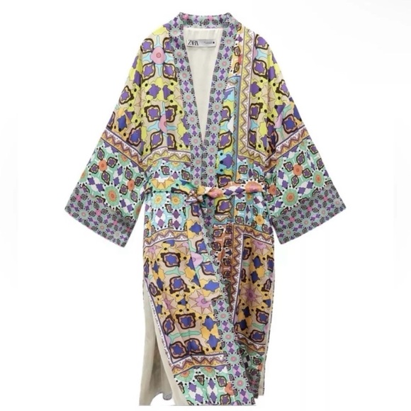 Multicolor Printed Zara Belted Kimono Blouse - Picture 6 of 9